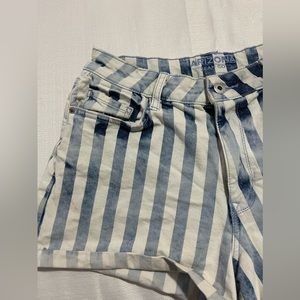 Arizona Jean Co size 11 shorts
